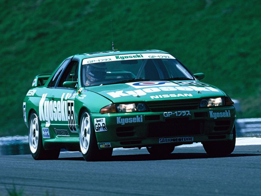  Nissan Skyline GT-R JGTC Race Car 1989 года  (фото 9 из 14)